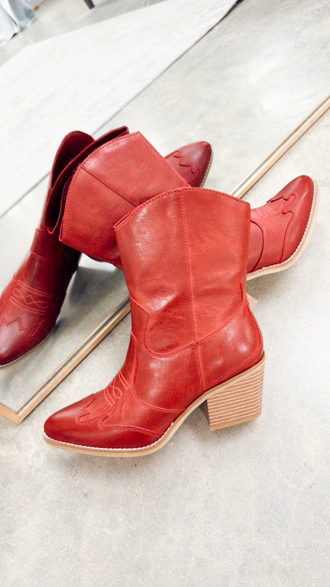 Clorinda Boot