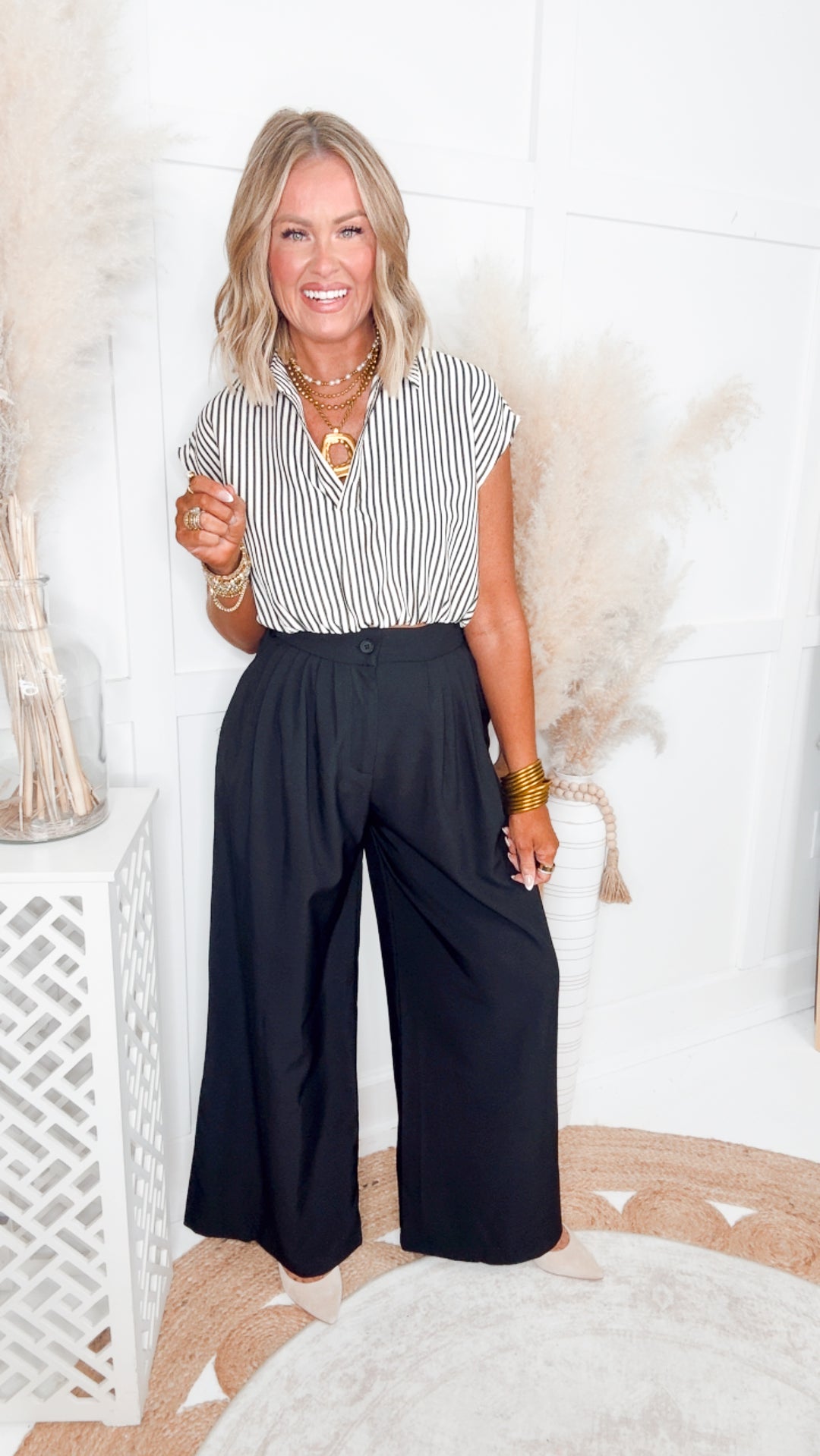 The Executive Wide Leg Pants-Black