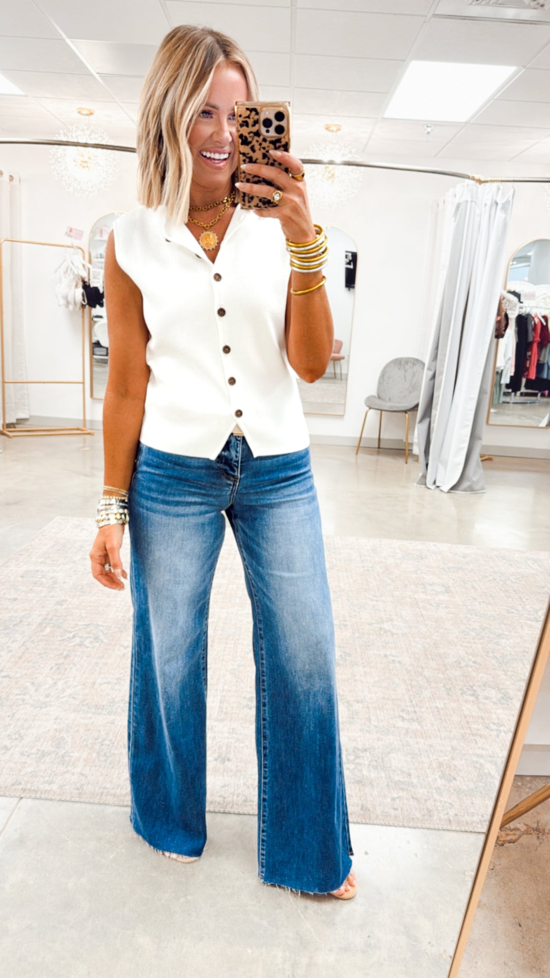 The Greer Button Vest-White