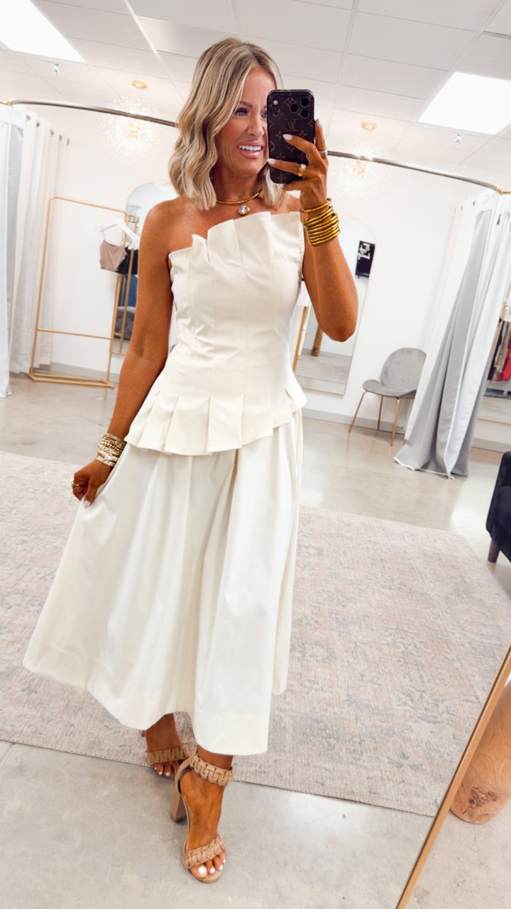 The Verona Sculpted Midi Dress-Ecru