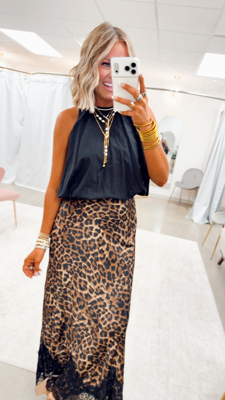 Brandi Bubble Hem Top-Black
