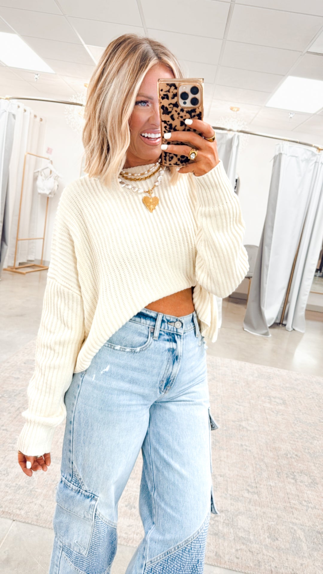 Remi Cropped Sweater-Cream