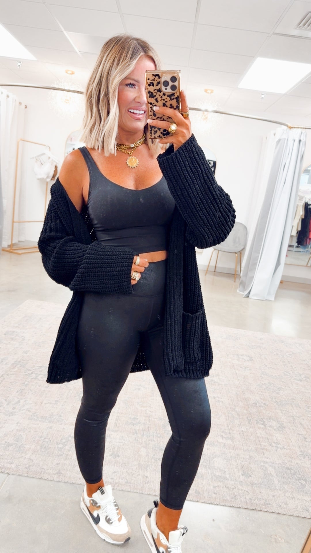 V Neck Yoga Top-Black