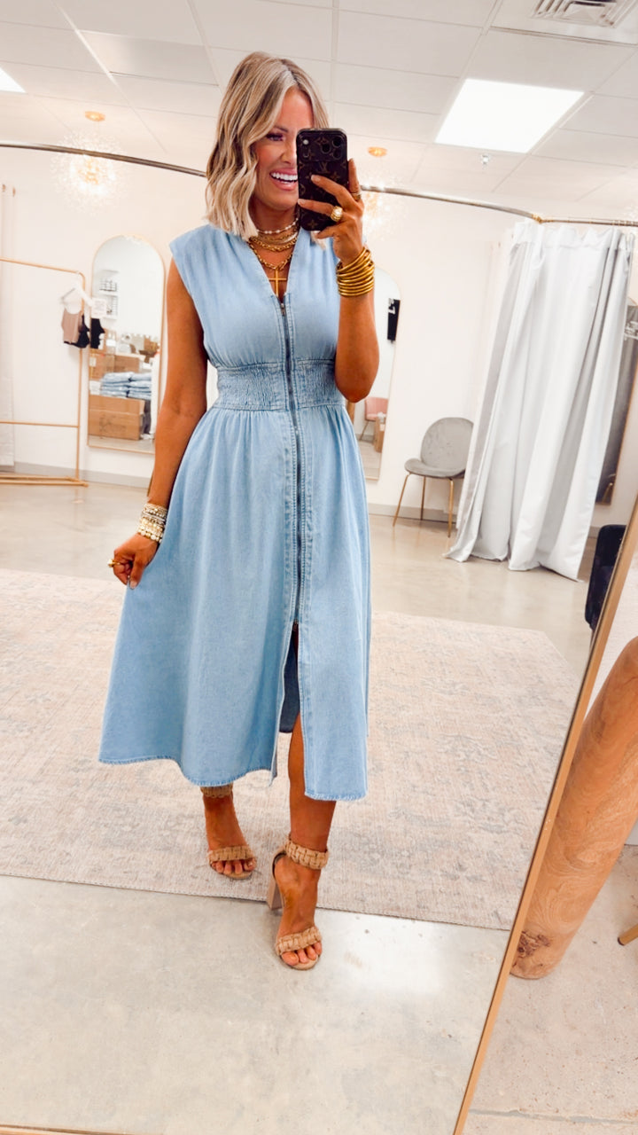Knox Denim Midi Dress - Light Wash