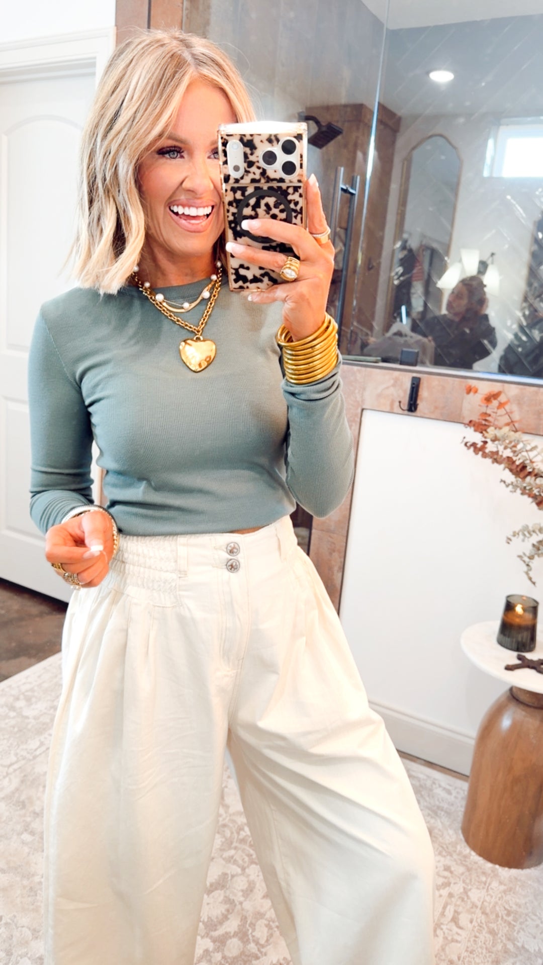 Round Neck Fitted Ribbed Top-Green