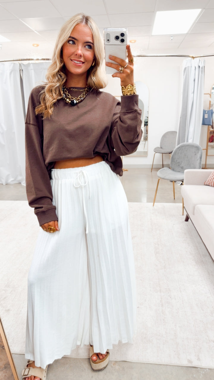 Pretty in Pleats Pants-White