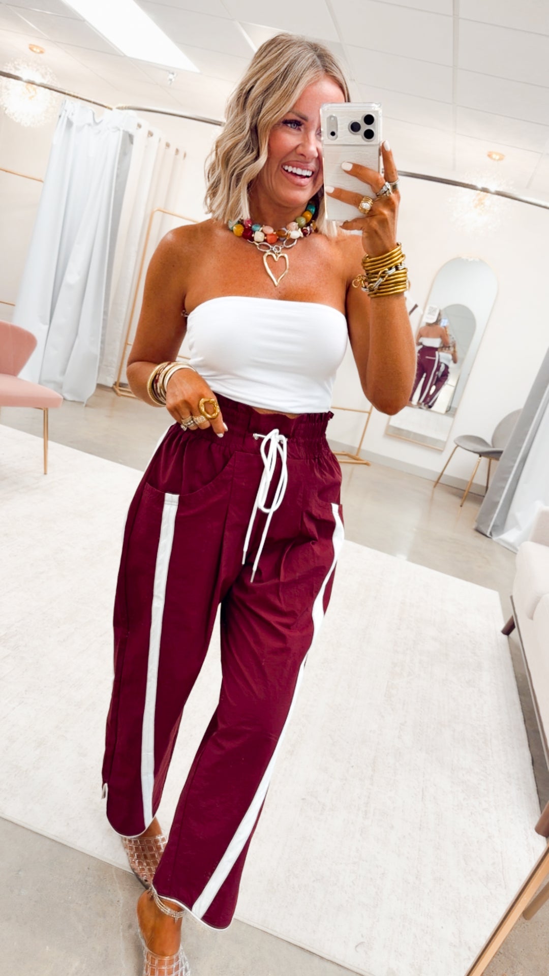 The Easy Pace Windbreaker Pants-Burgundy/White