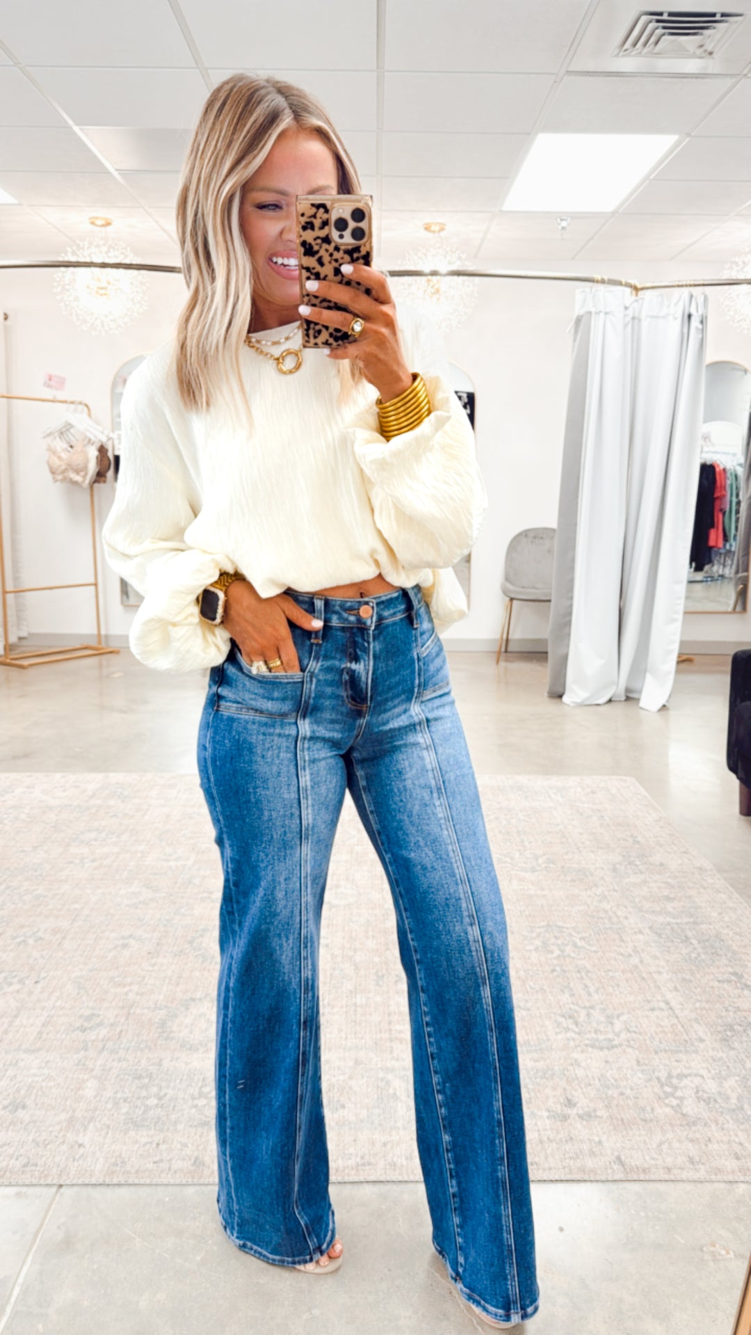 Laurel Bubble Hem Blouse-Cream