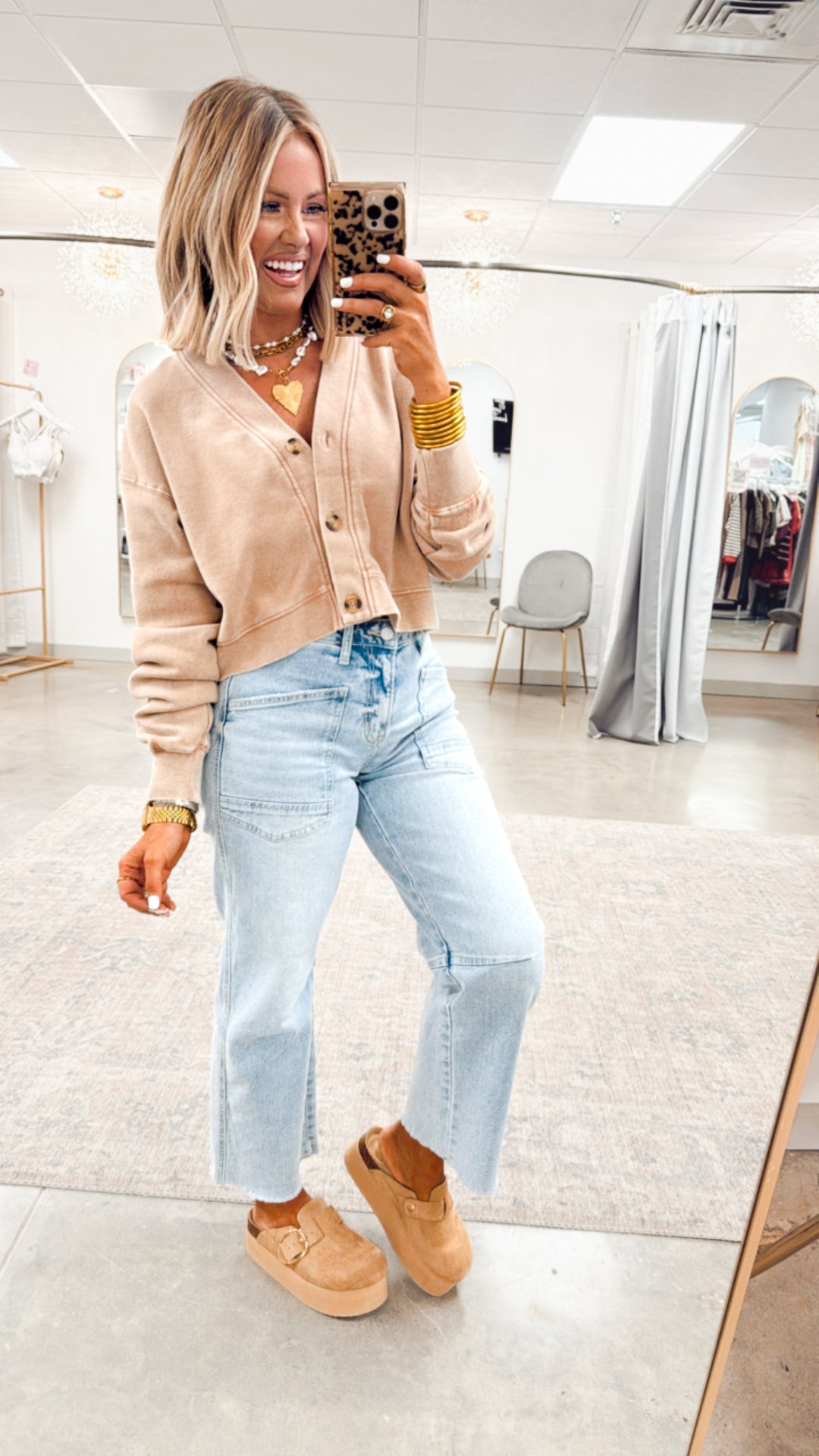 Lizzy Cropped Cardigan-Taupe