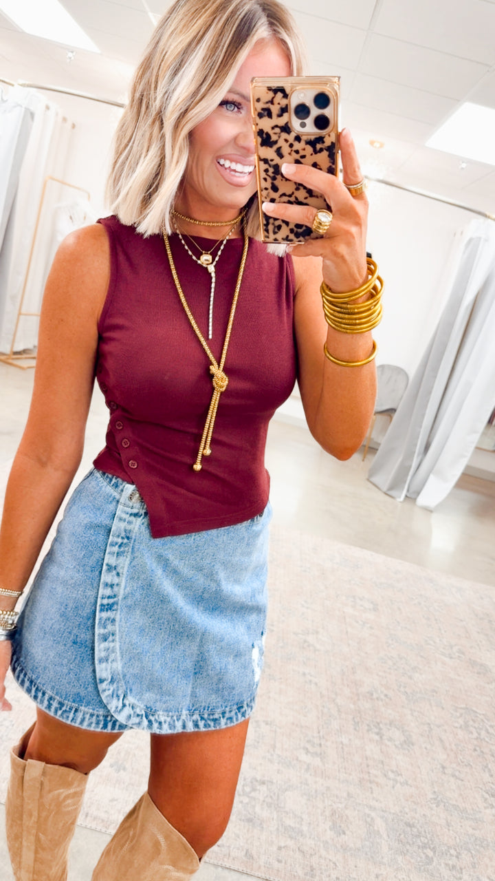 Evie Asymmetrical Hem Tank-Burgundy