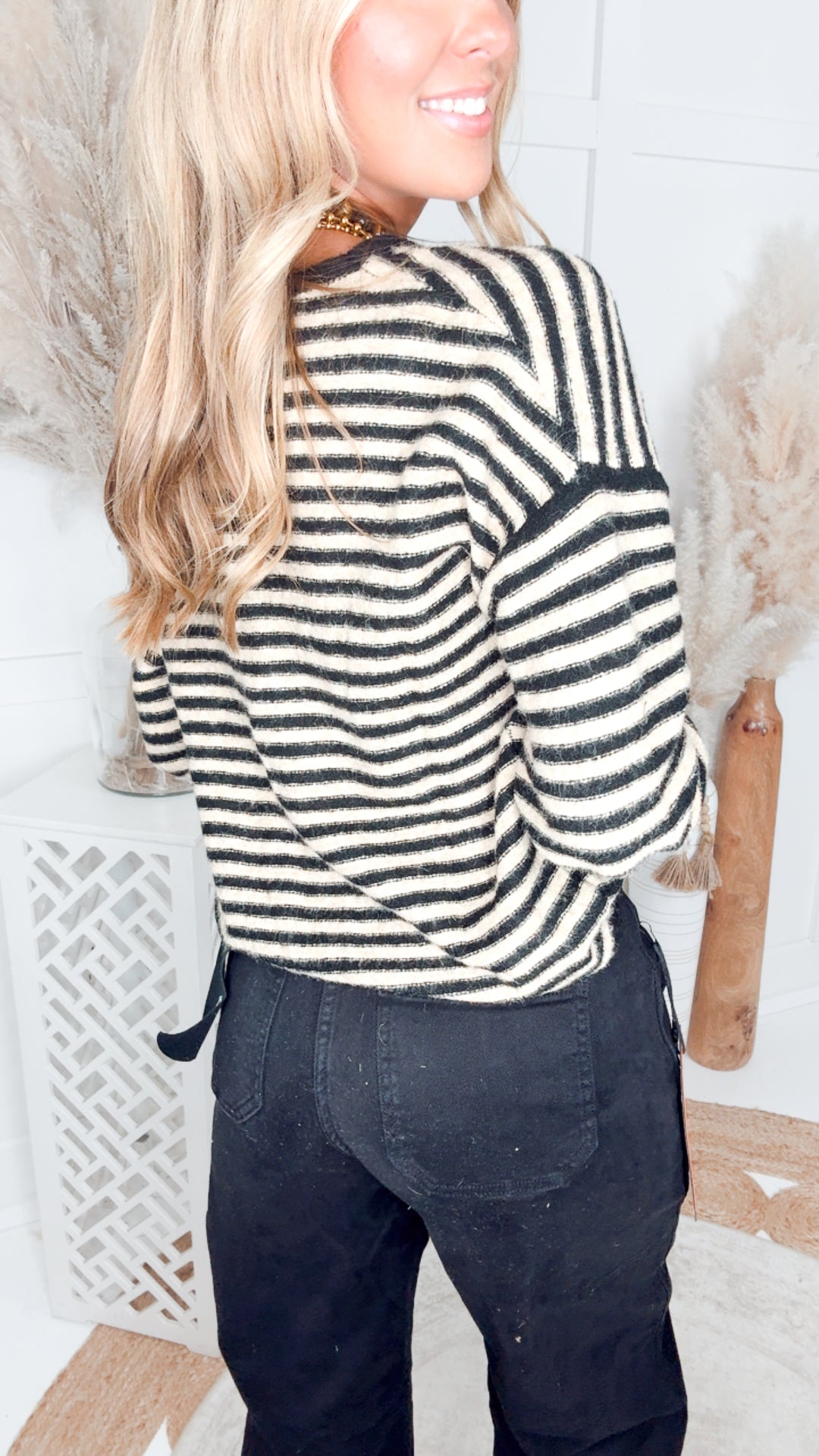The Stripe Theory Top-Black/Mocha
