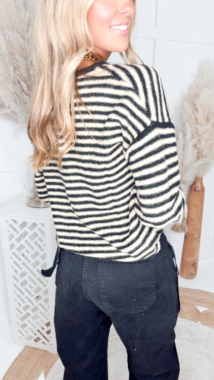 The Stripe Theory Top-Black/Mocha