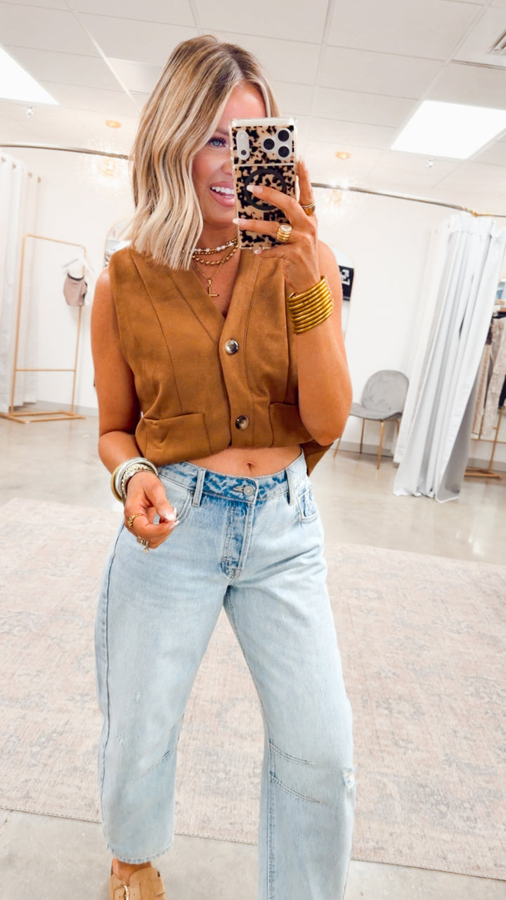 The Adley Suede Vest-Camel