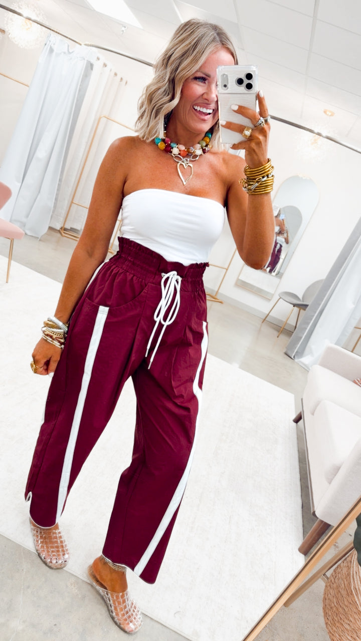 The Easy Pace Windbreaker Pants-Burgundy/White