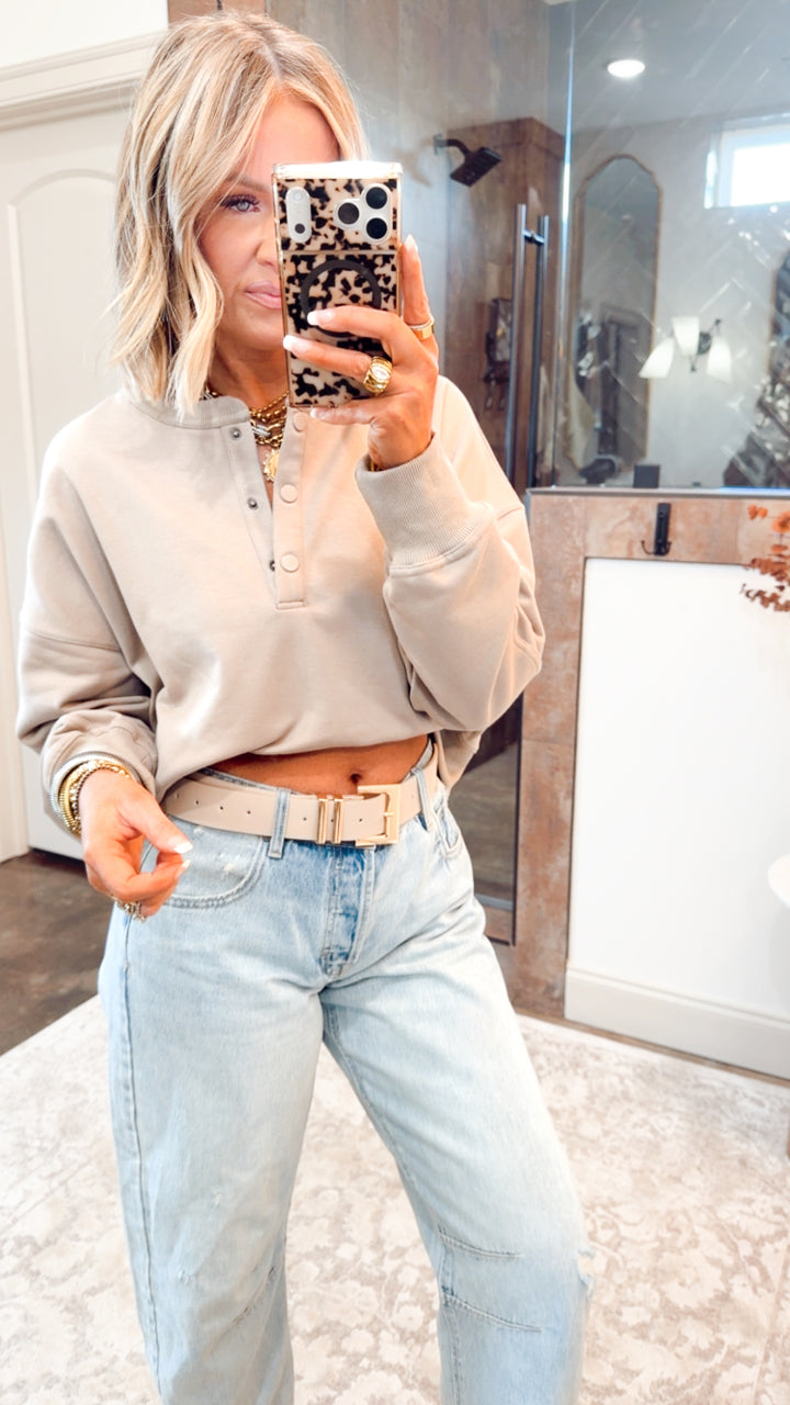 Relaxed Crop Henley Pullover