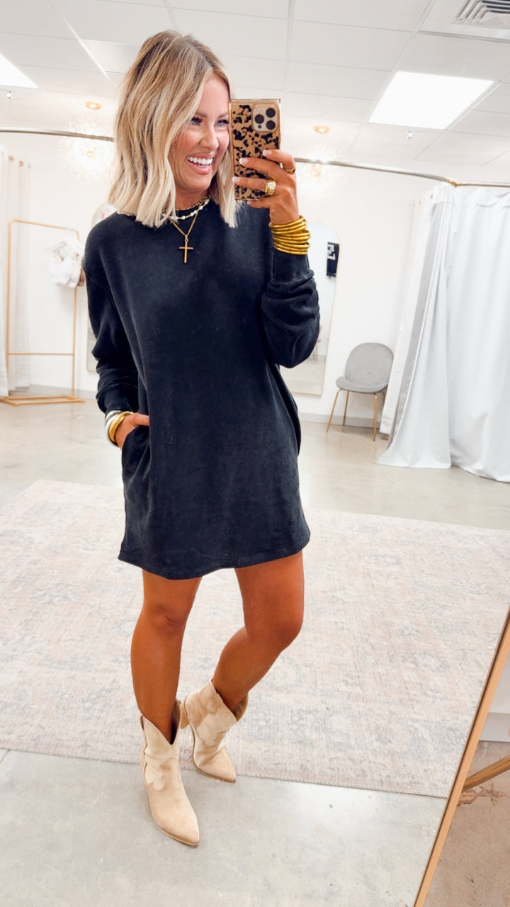 Mila Sweatshirt Dress-Black