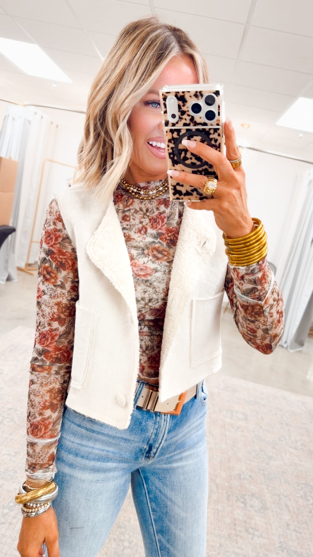 Dreamy Plush Vest-Alpaca