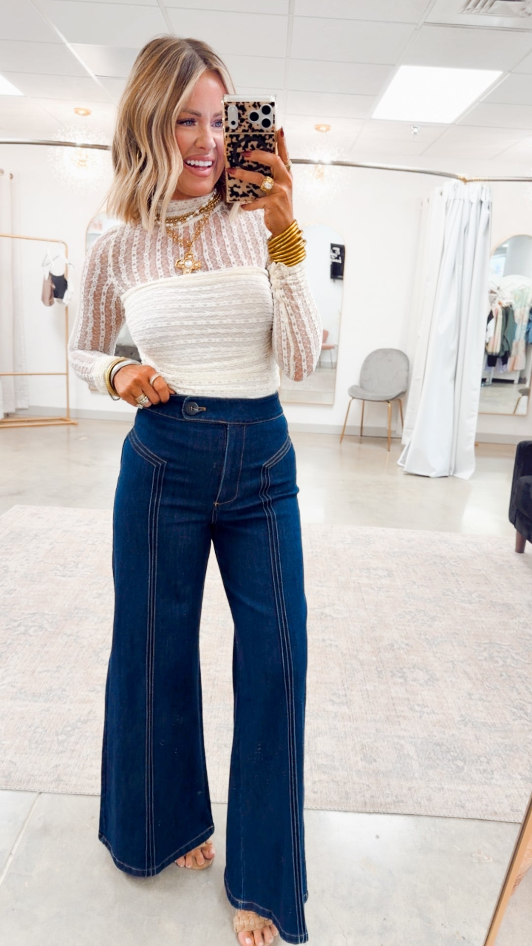 Floral Lace Ruched Bodysuit-Cream