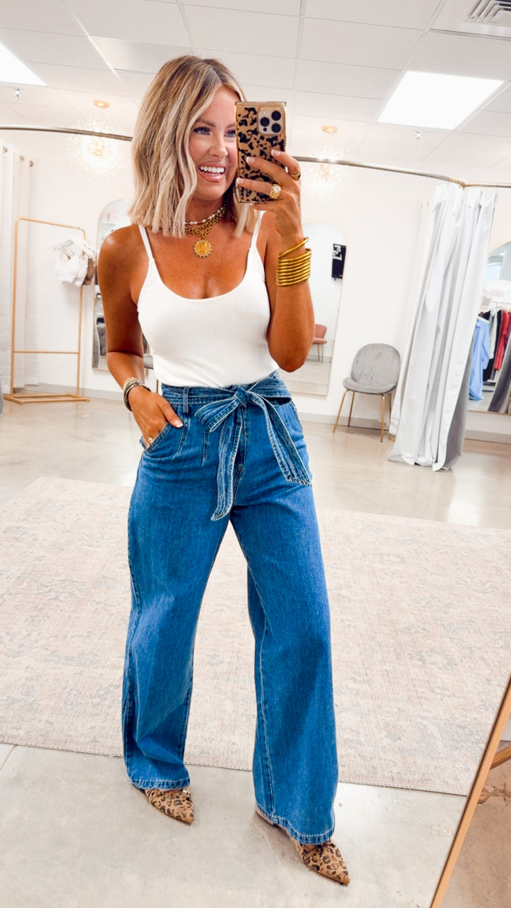 Remi Scoop Neck Bodysuit-Cream