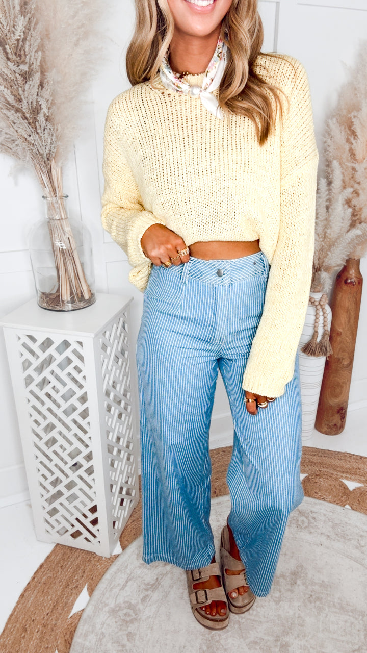 The Sea Hibiscus Sweater-Lemon