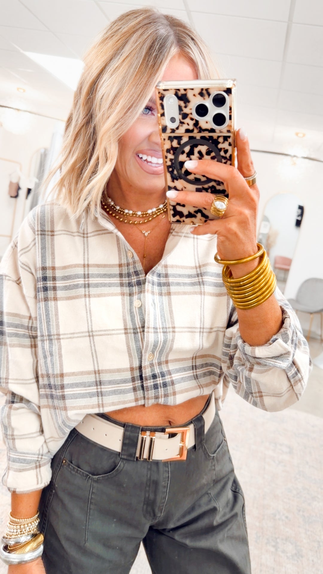 The Briggs Flannel Top-Khaki