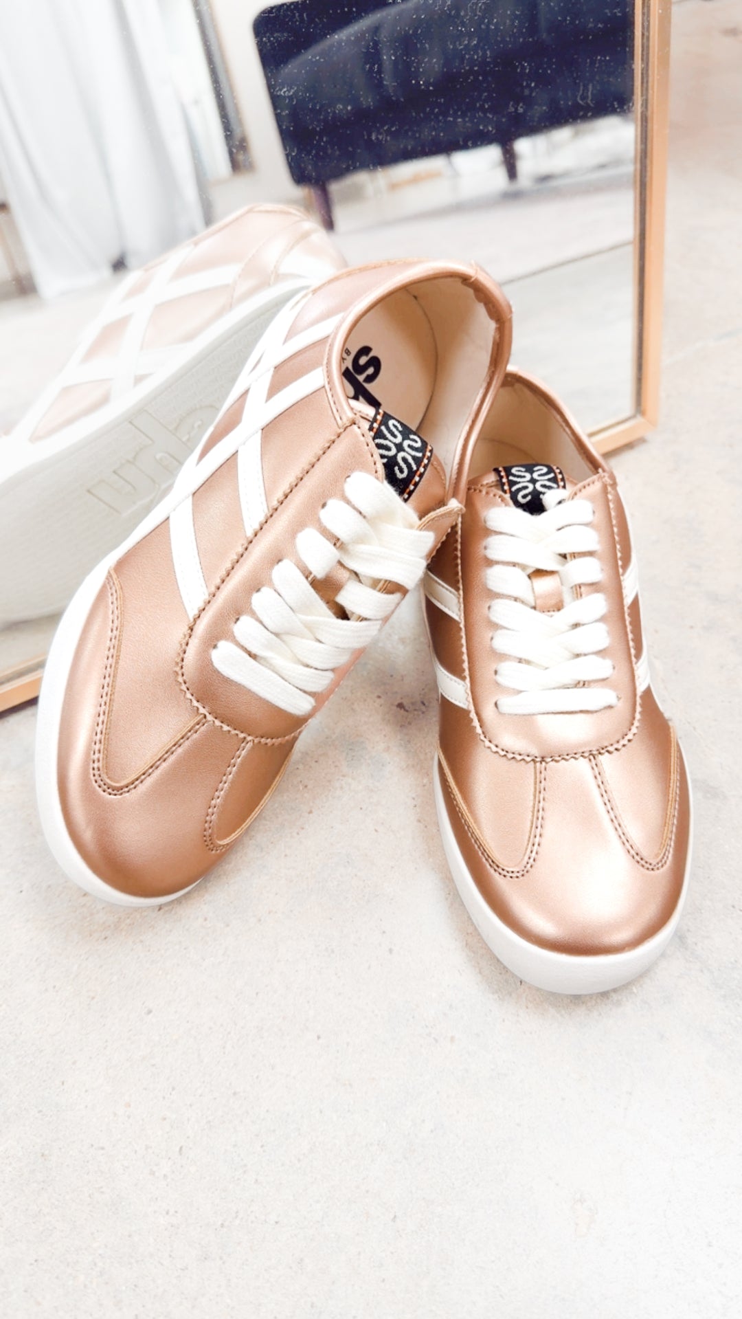 Polly Sneaker-Rose Gold