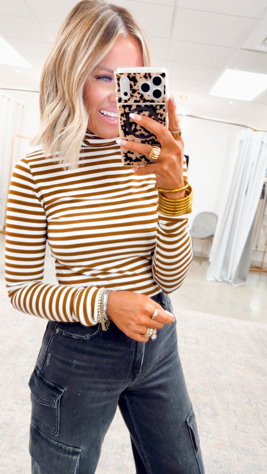 The Lark Turtleneck Top-Brown/White