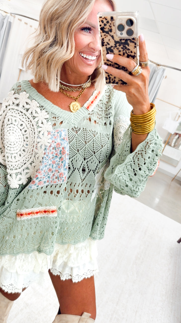 Whimsy Lace Shorts-Cream