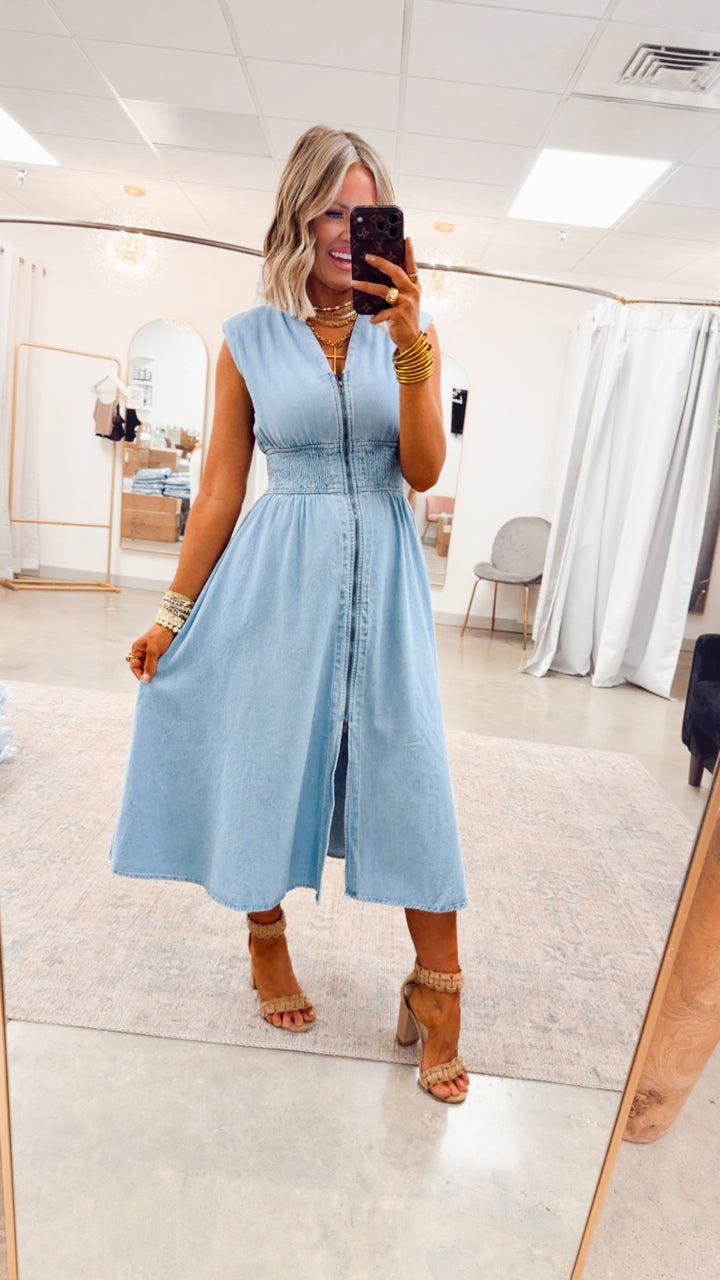 Knox Denim Midi Dress - Light Wash