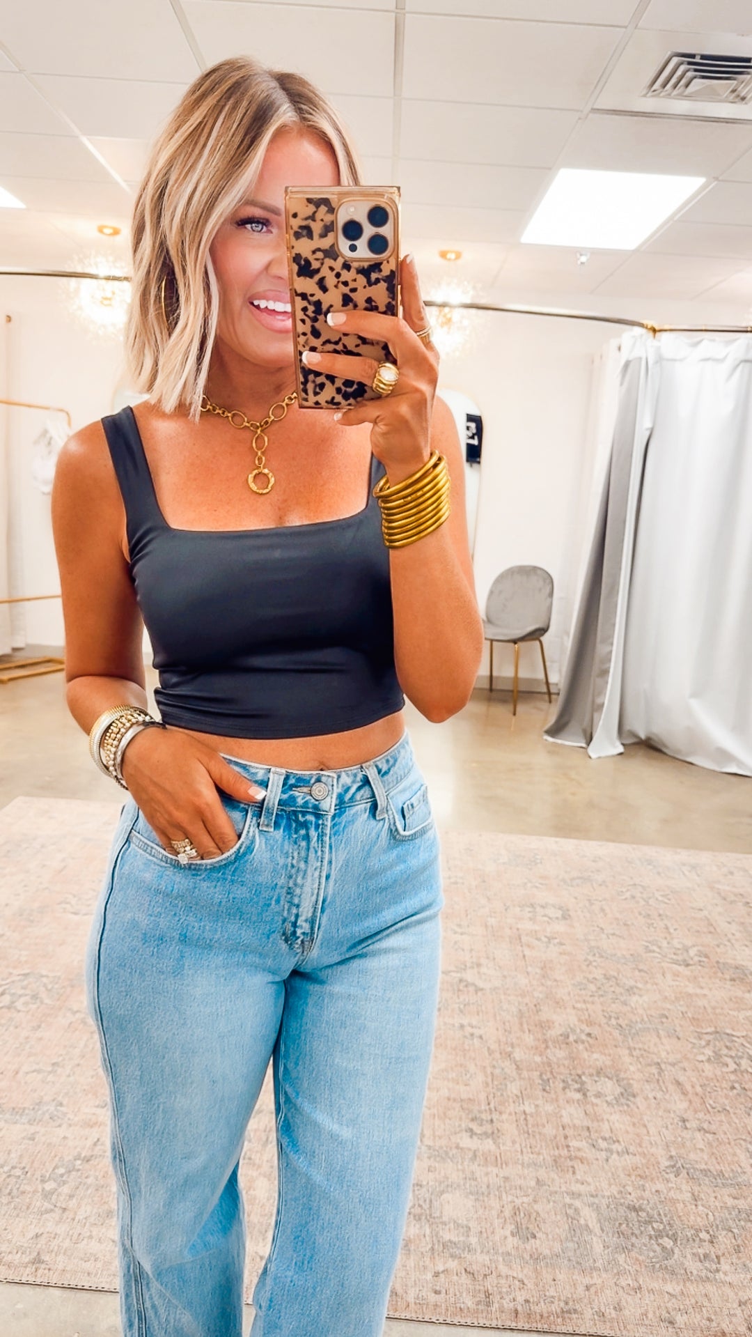 Black Square Neck Cropped Tank