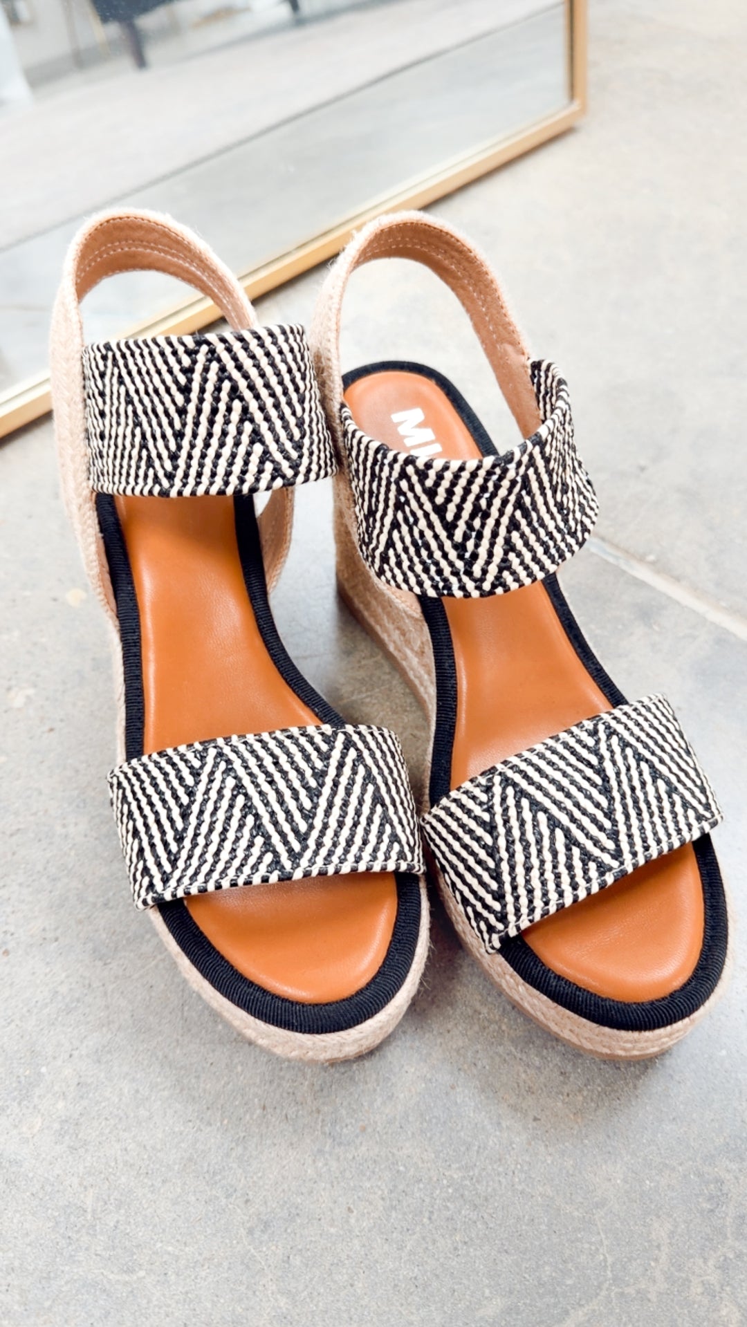 The Brittni Wedge-Black Multi