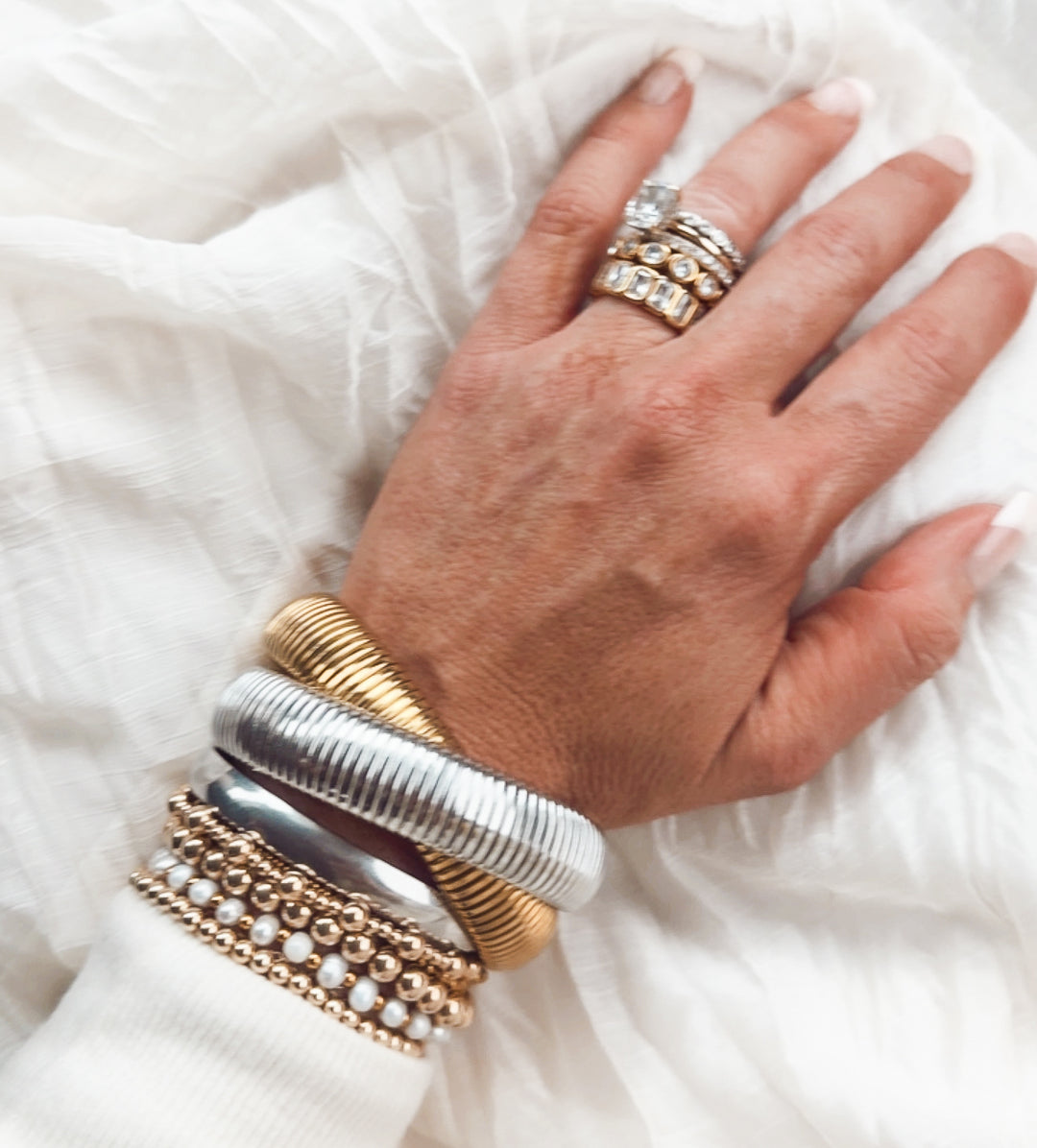 Thin Twist Emma Bracelet