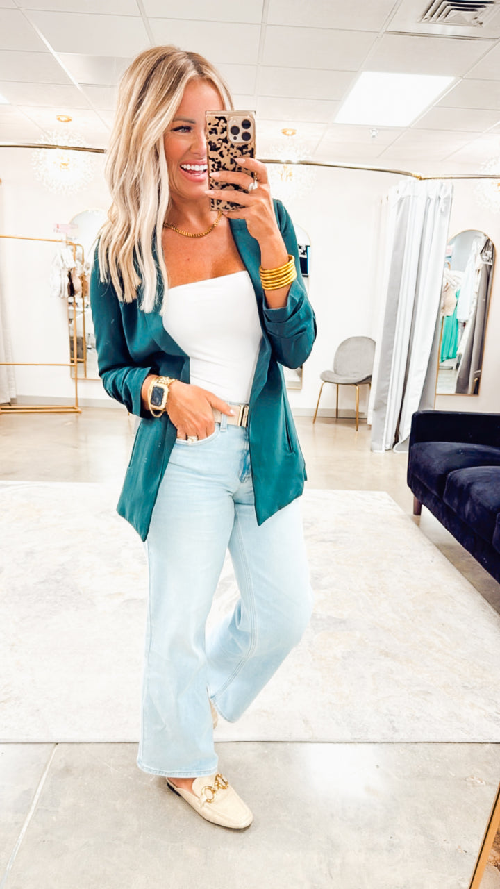The Modern Ruched Sleeve Blazer-Hunter Green
