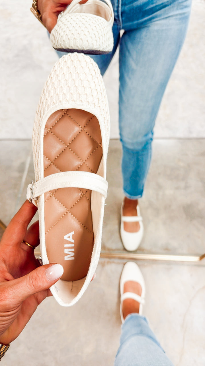 Juliette Mesh Flat