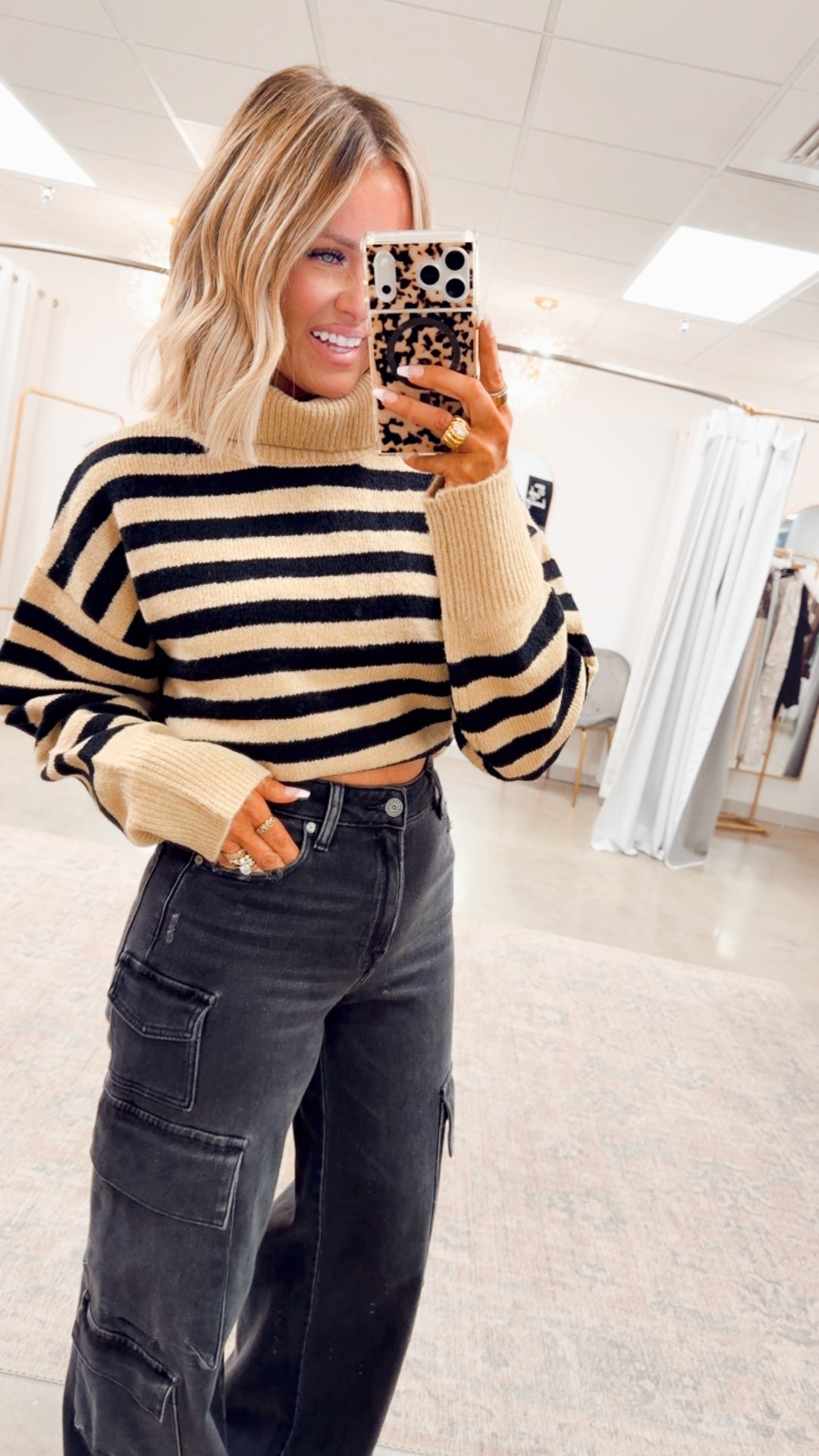 The Suri Sweater-Taupe/Black