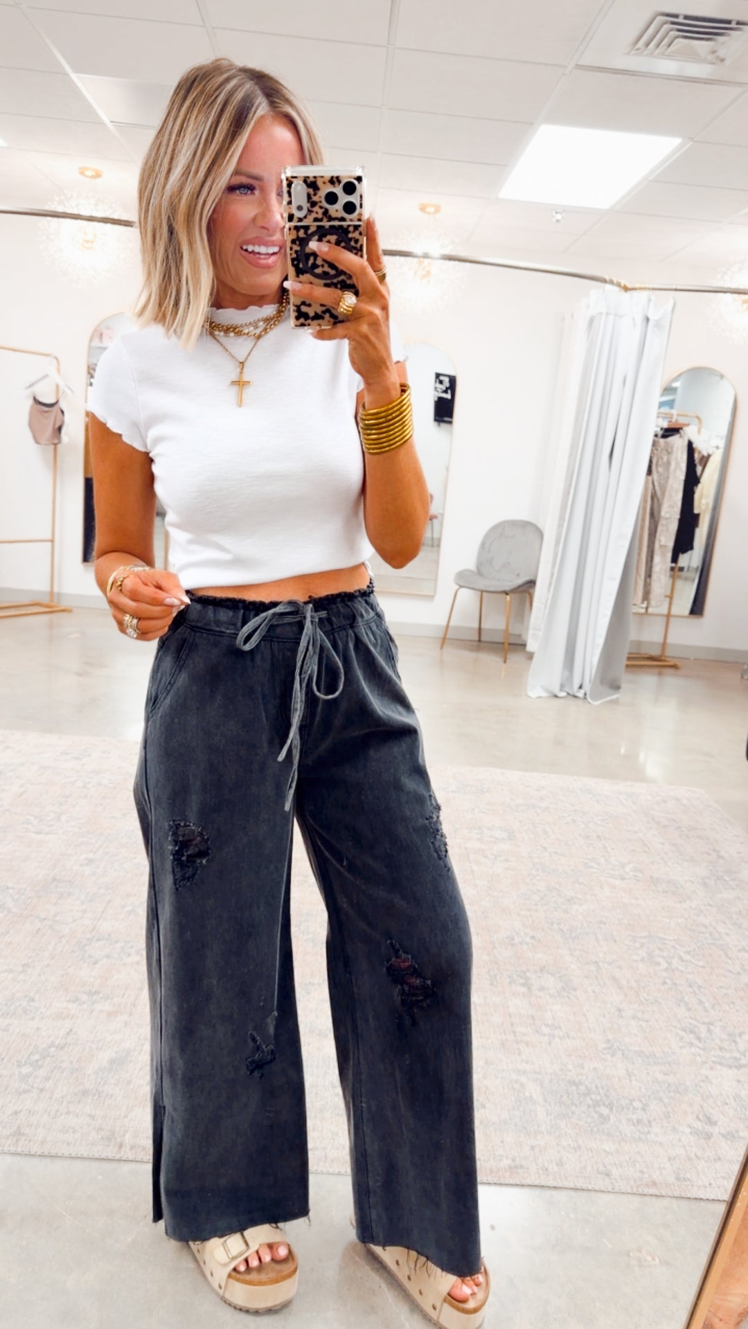 Sweet Scallop Tee-White