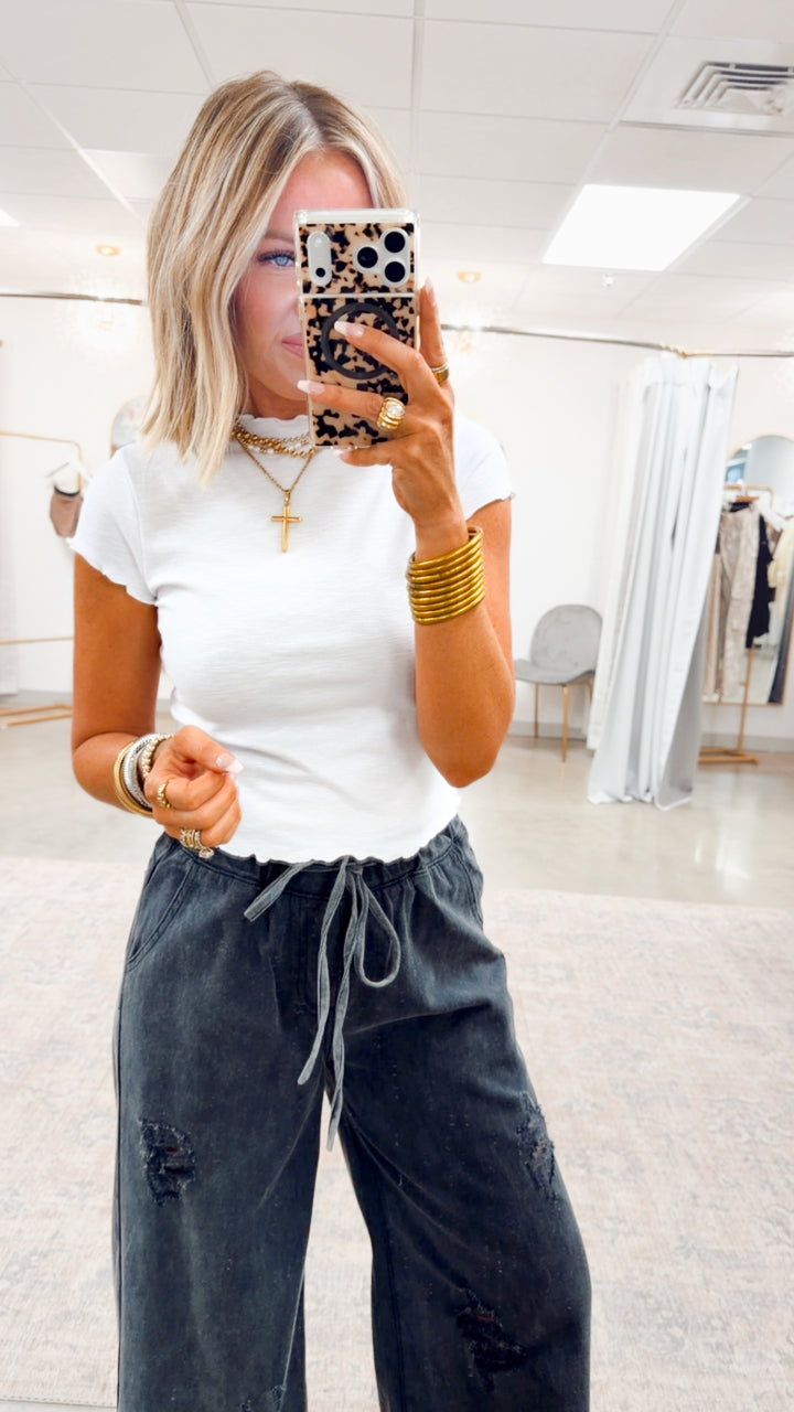 Sweet Scallop Tee-White