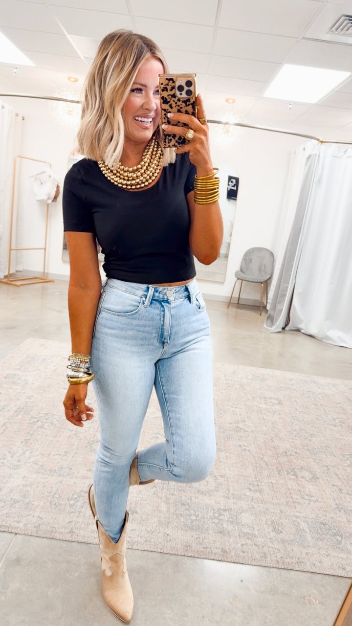 Basic Butter Bliss Top-Black