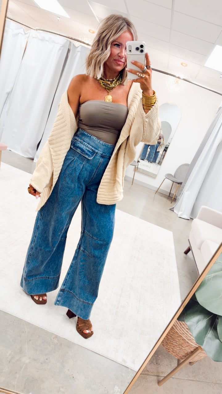 The Hampton Pleated Jean