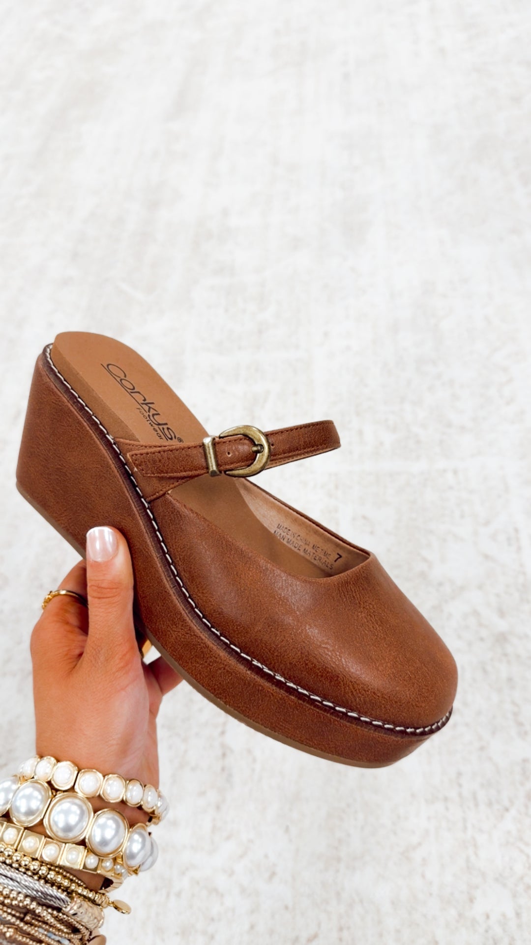 Corkys Me Time Wedge-Auburn