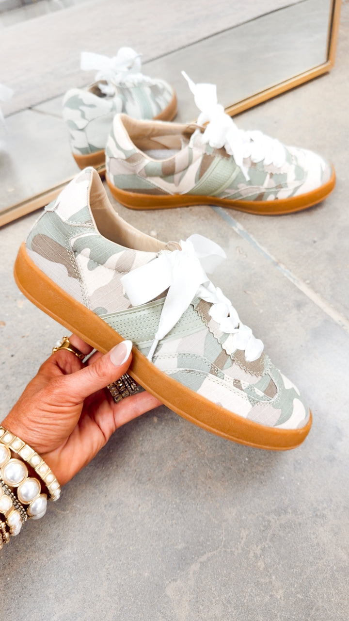 Dixie Camo Sneaker