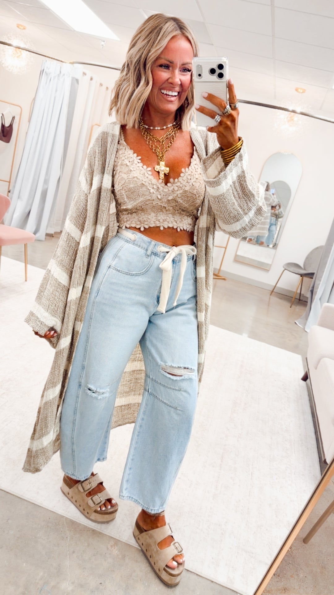 The Wind & Willow Cardigan-Mocha