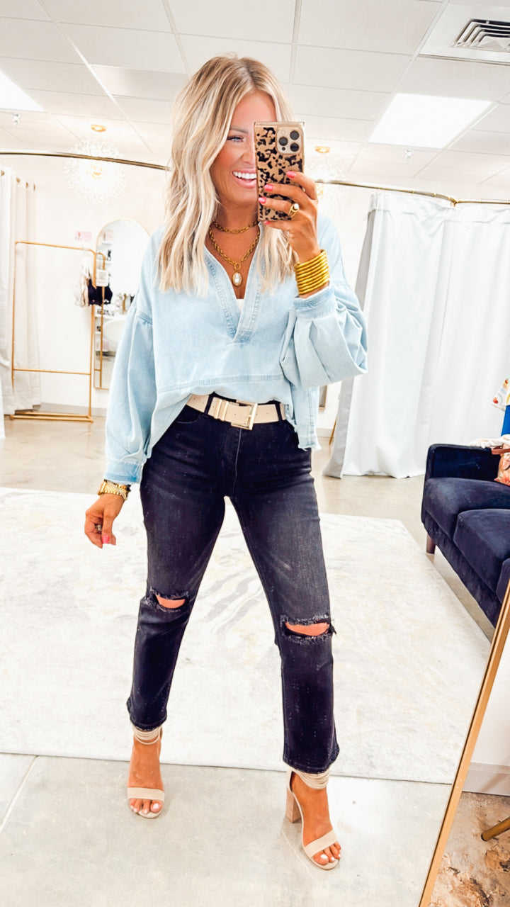 Distressed Cropped Denim-Black