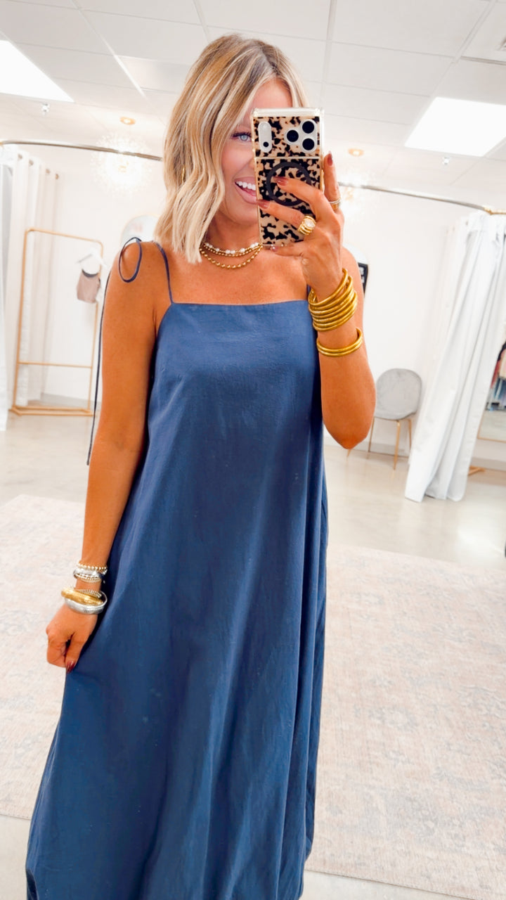 The Kaia Bubble Hem Midi Dress-Navy