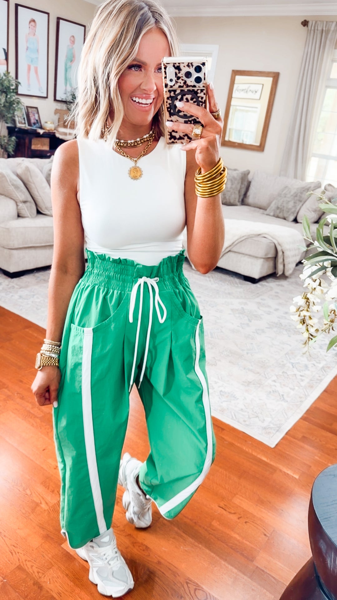 The Easy Pace Windbreaker Pants-Green/White