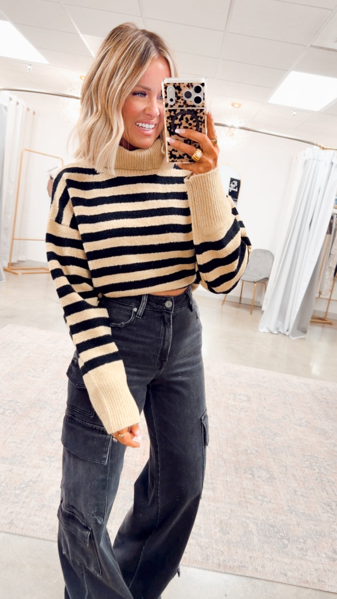 The Suri Sweater-Taupe/Black