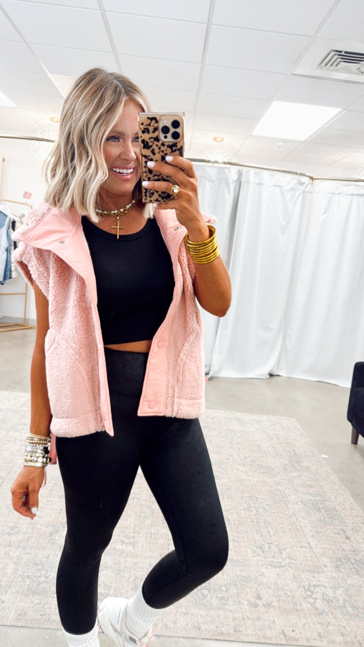Lumi Sherpa Vest-Pink