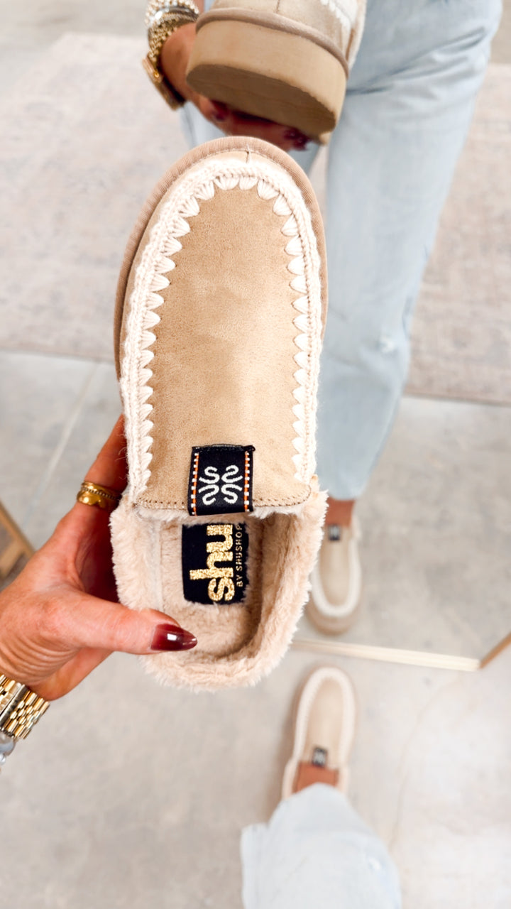 Trinity Clogs-Natural