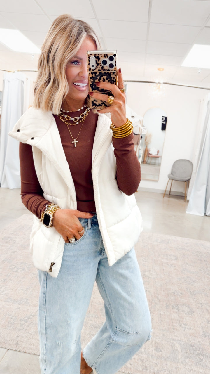 Round Neck Fitted Ribbed Top-Espresso