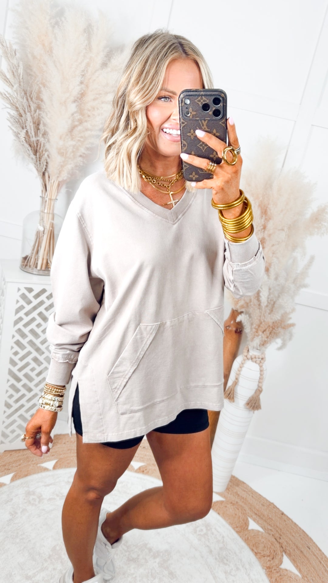 Sunfade V-Neck Pullover-Taupe